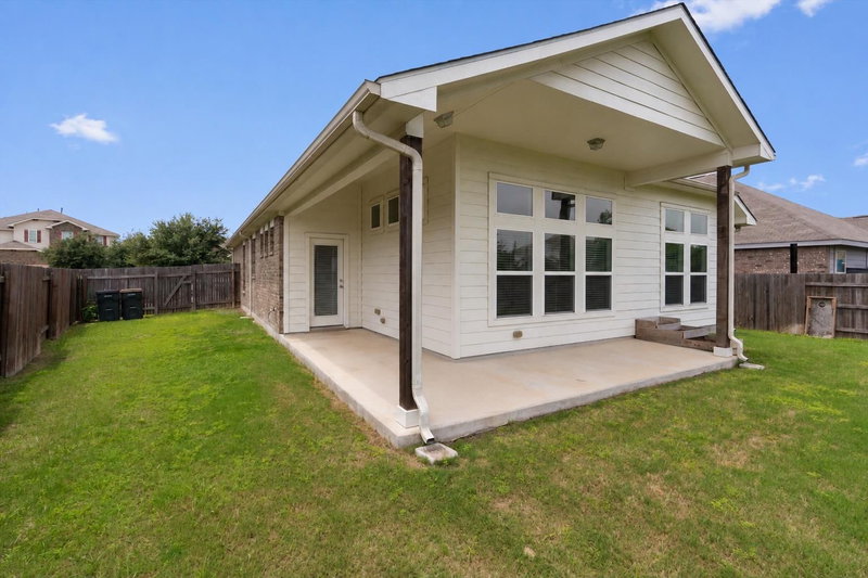Property photo 28