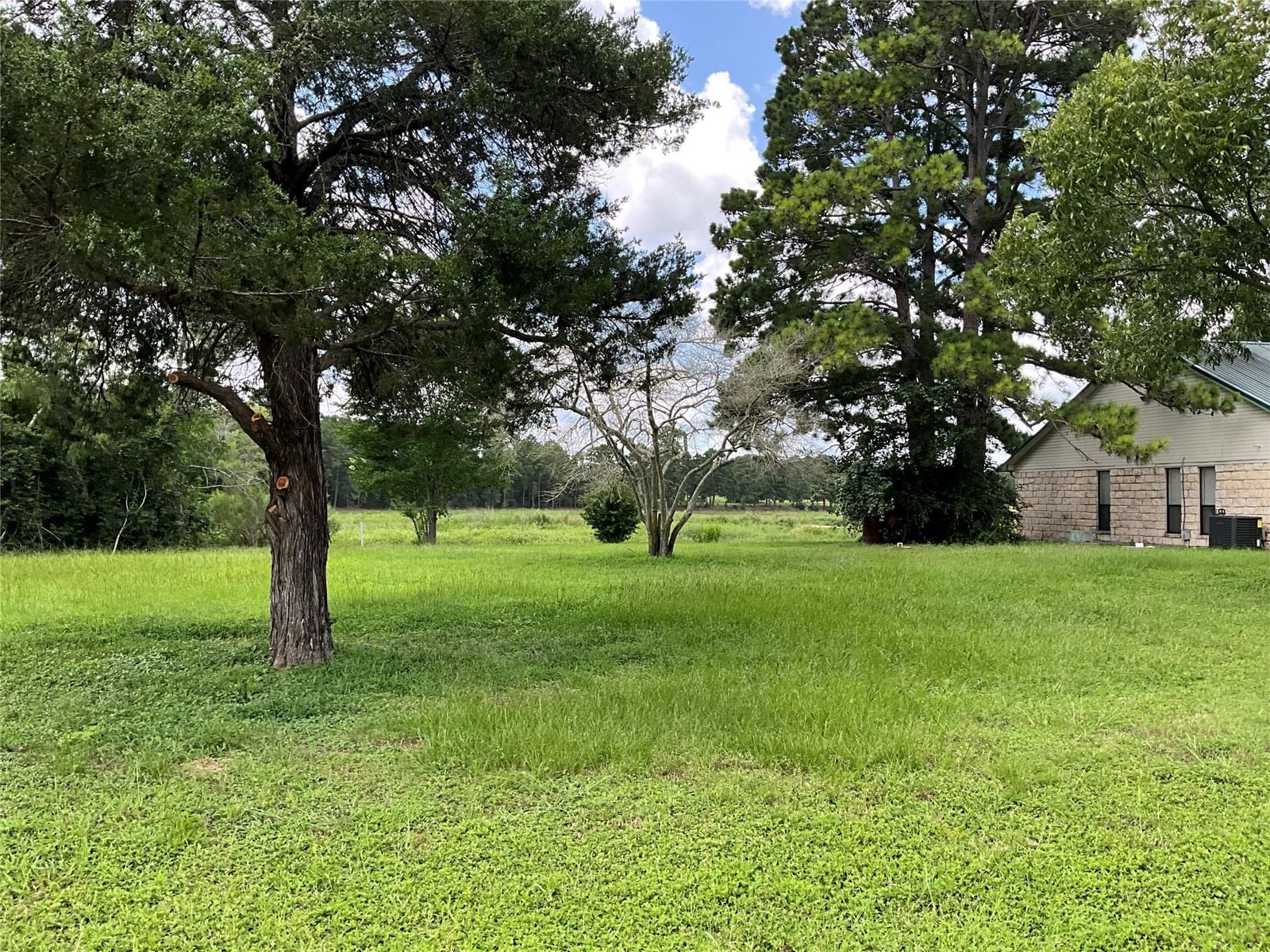 118 Shore Front DR - Photo 1