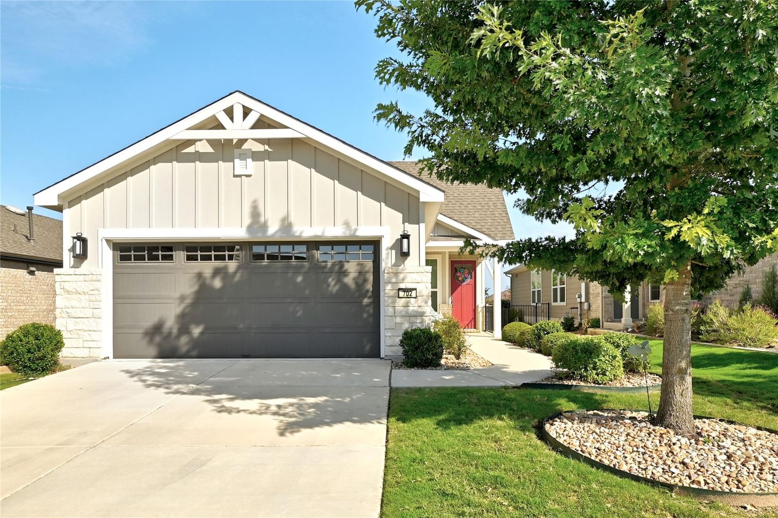 702 Kitty Hawk RD - Photo 1