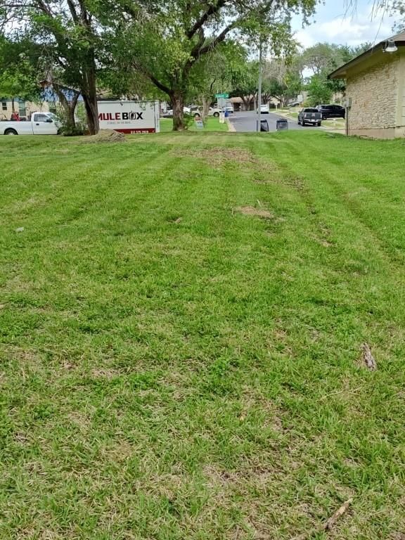 4700 Bundyhill DR - Photo 1