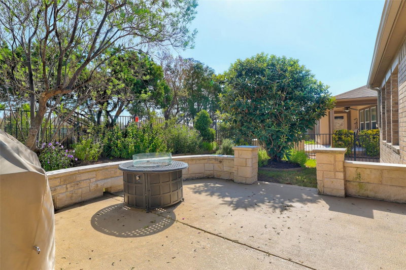 Property photo 37