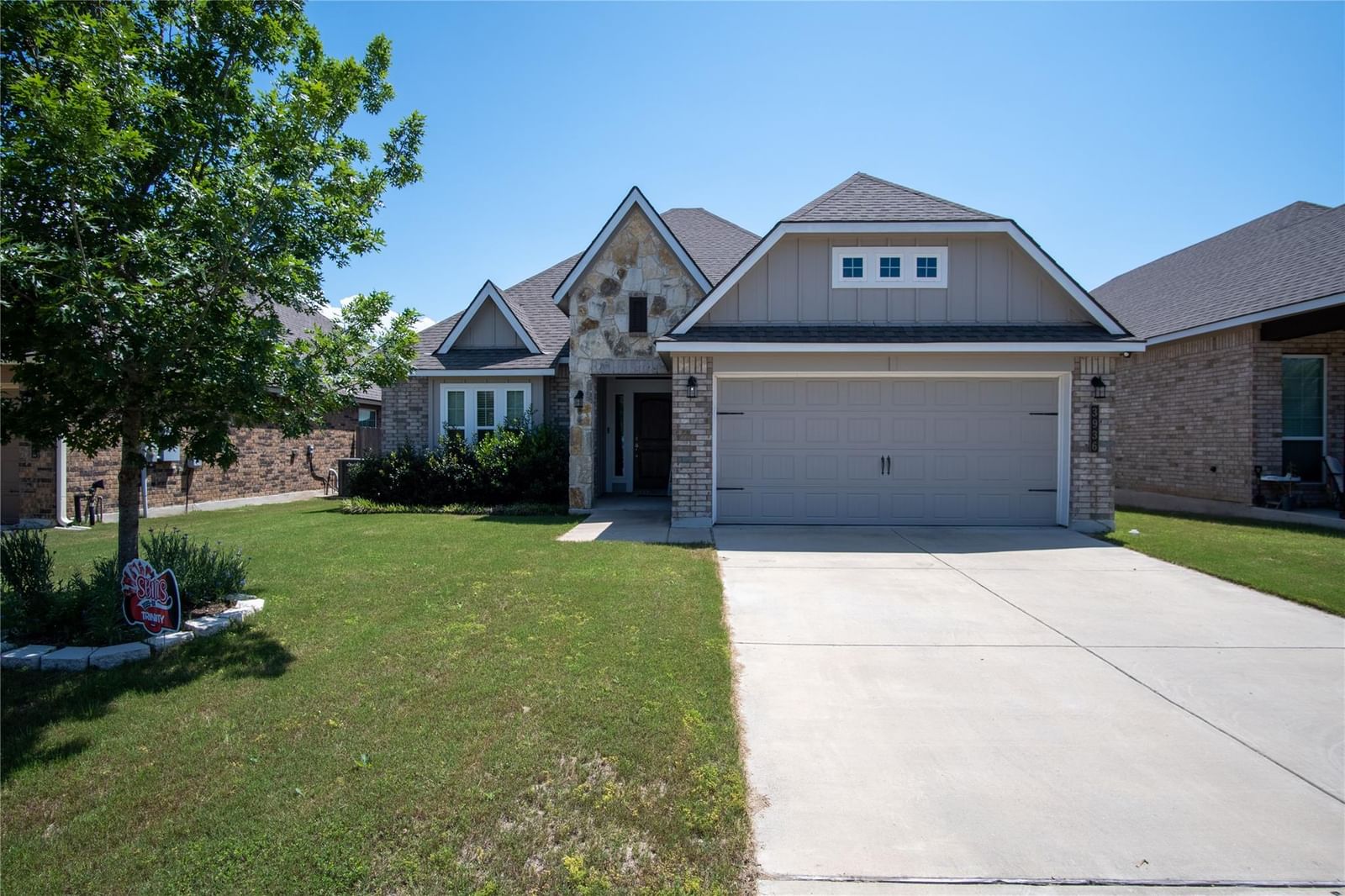3936 Aransas DR - Photo 1