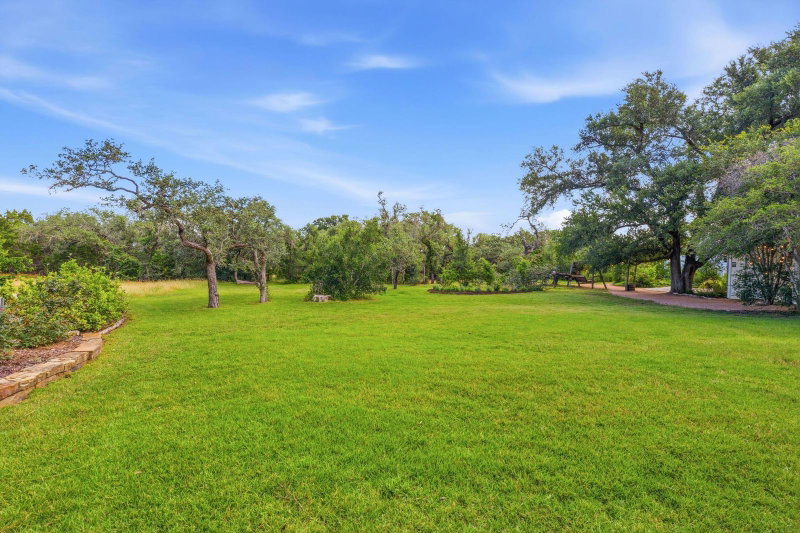 Property photo 40