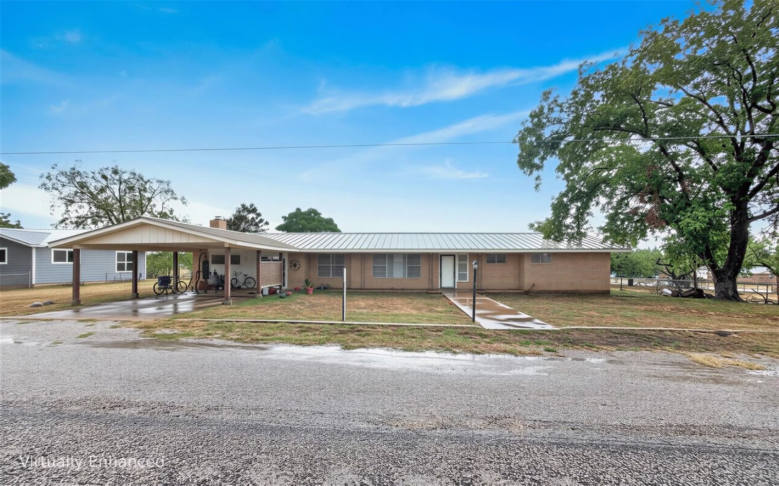 1205 W Haynie ST - Photo 1