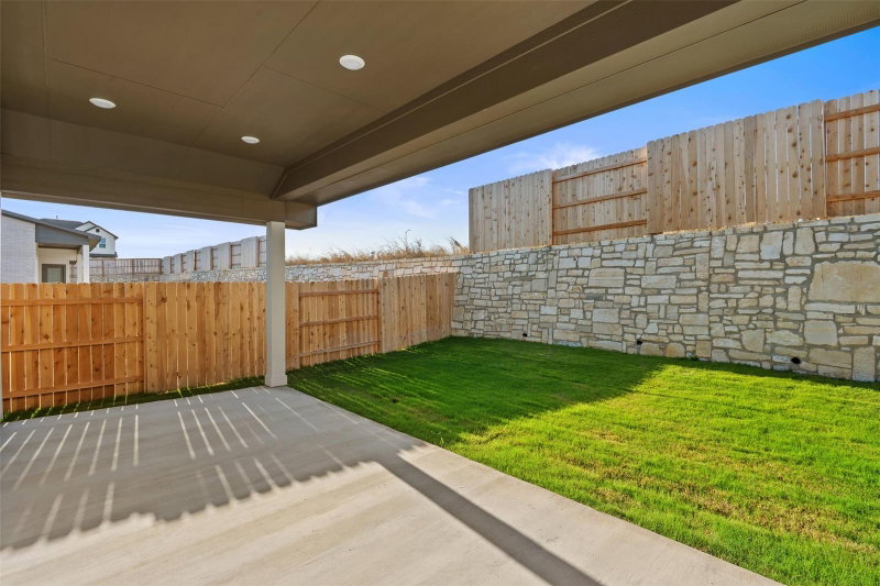 Property photo 32