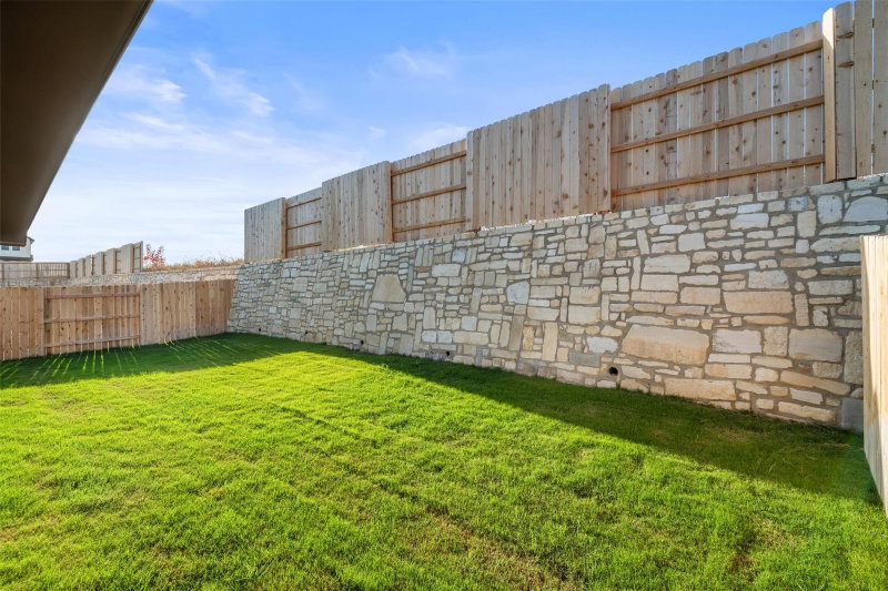 Property photo 38
