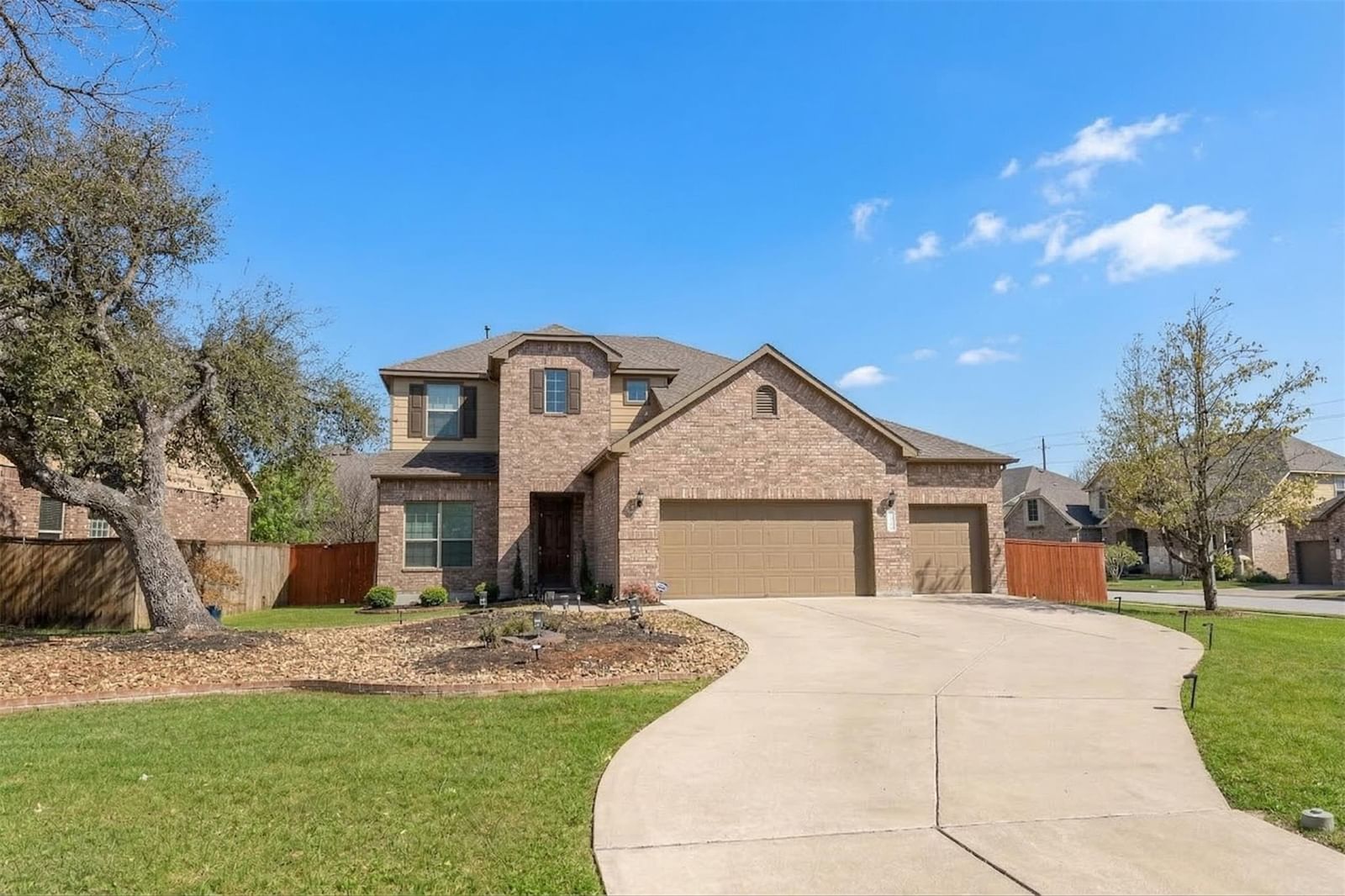 15701 Jeffs LN - Photo 1