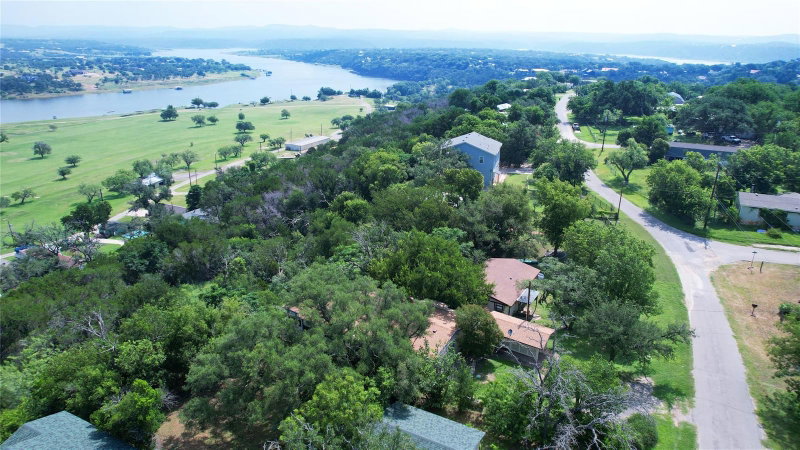 Property photo 33