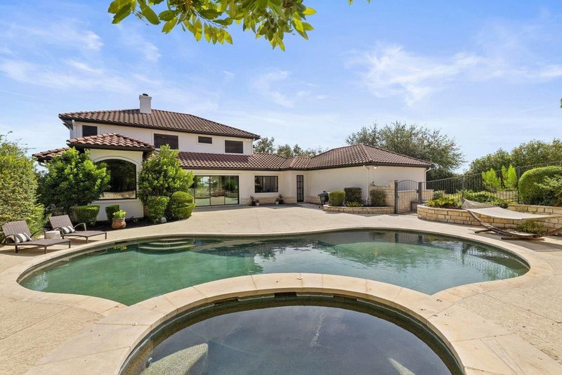 Property photo 38