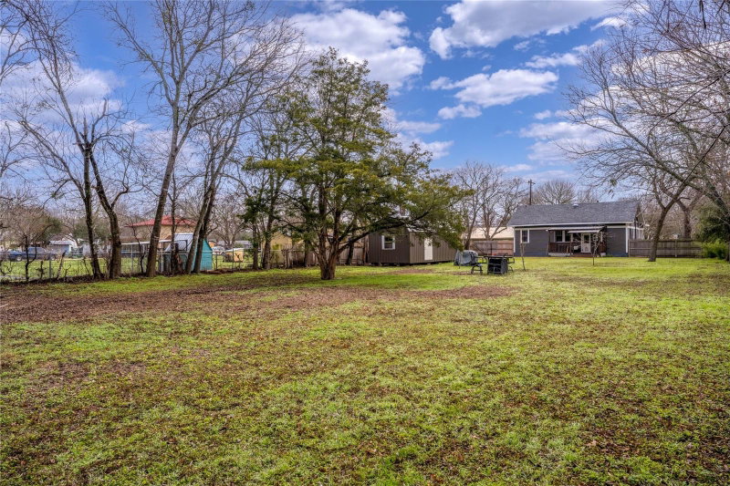 Property photo 32