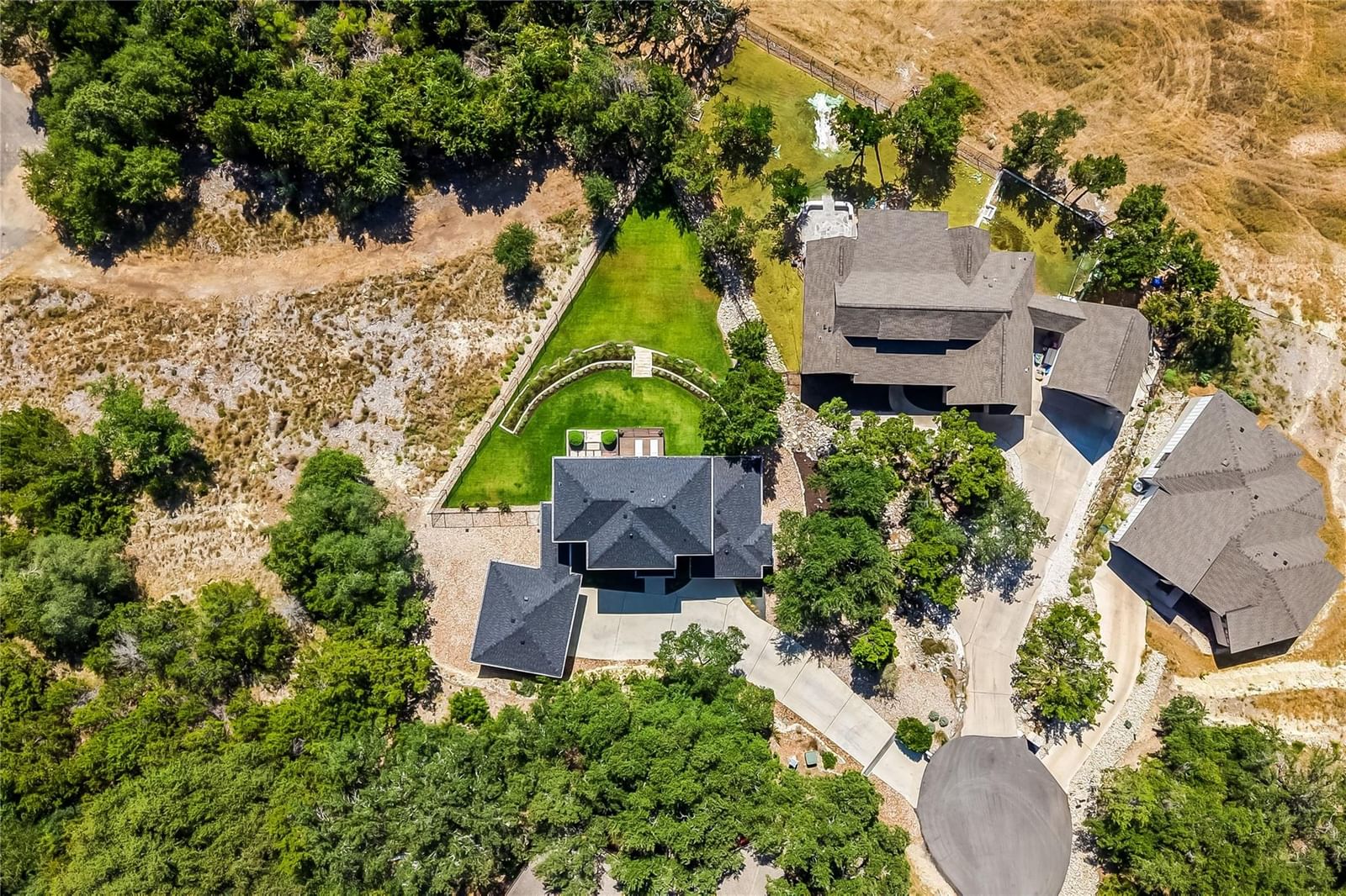 Photo 35