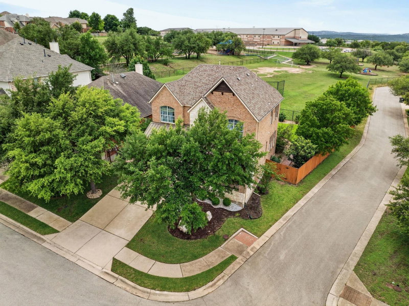 Property photo 31