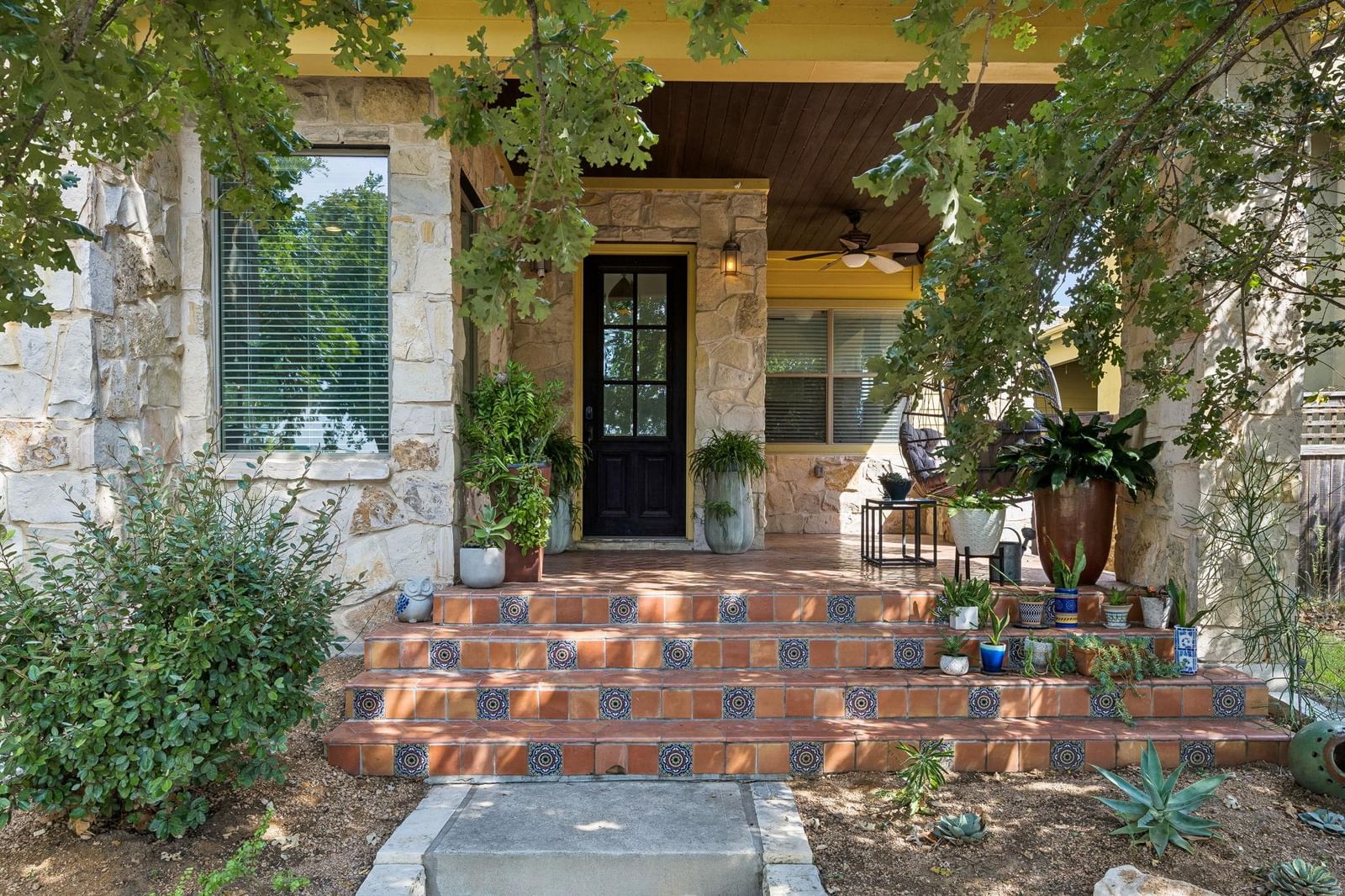 2700 Tom Miller ST - Photo 1