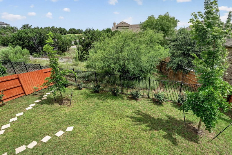 Property photo 37