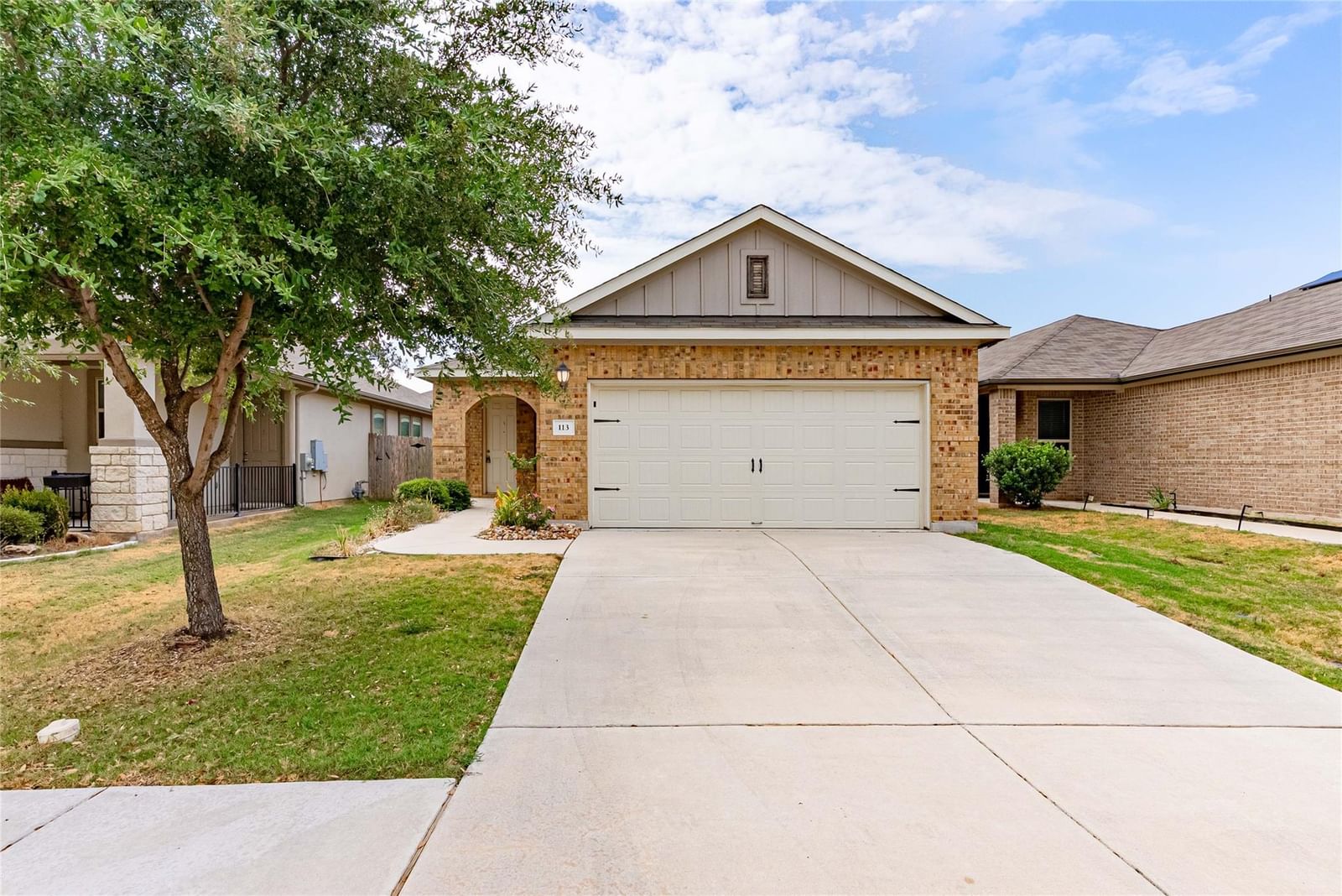 113 Mountain Valley ST - Photo 1