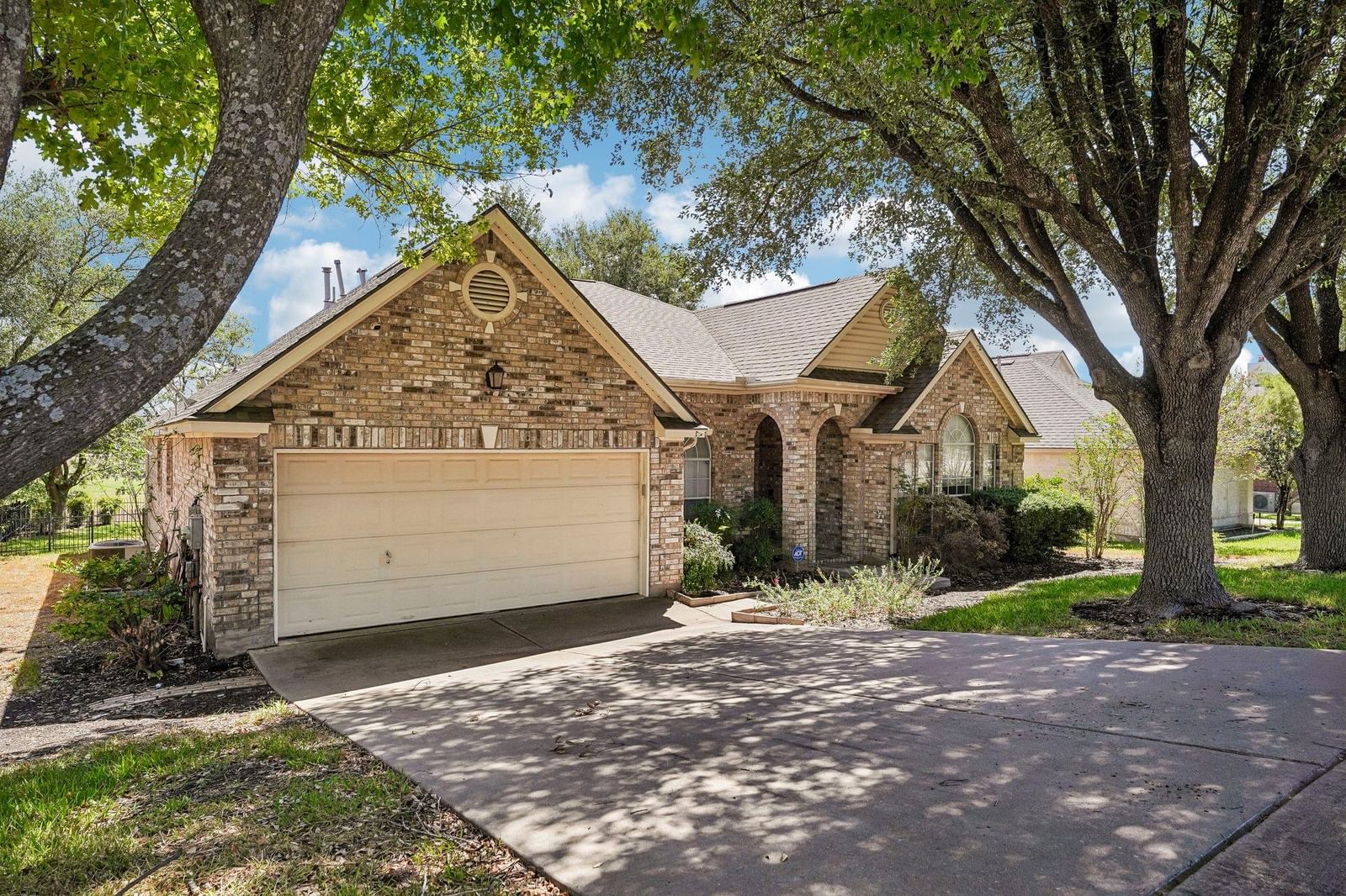 19413 Kennemer DR - Photo 1