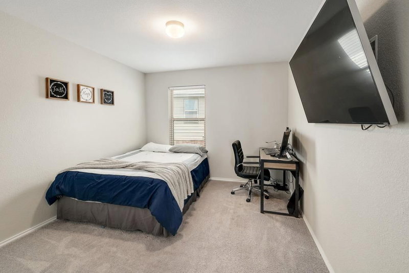 Property photo 24