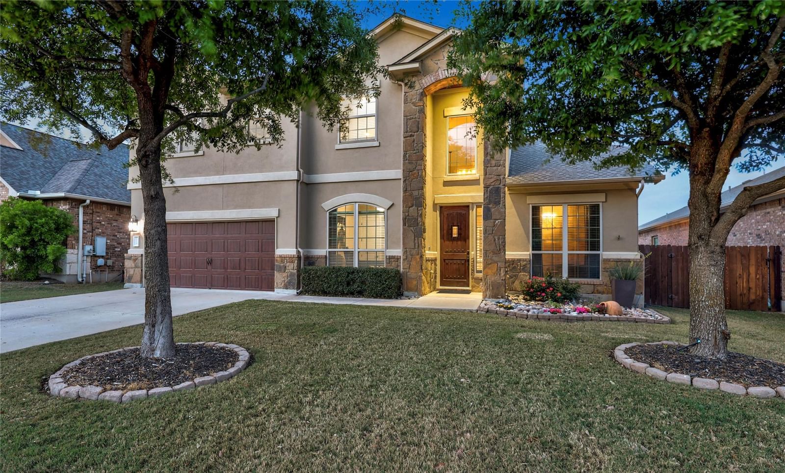 2210 Manada TRL - Photo 1