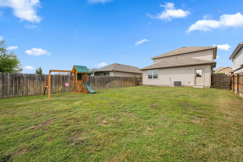 Property photo 31