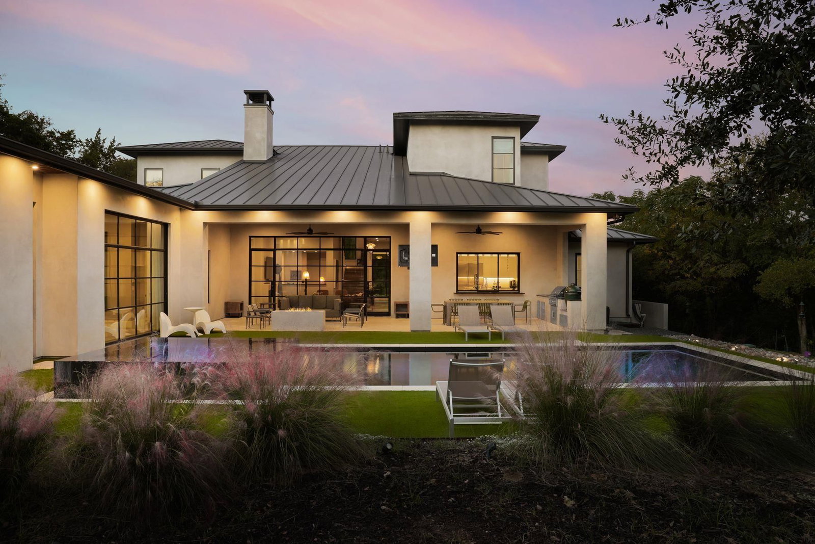 101 Stratford Reserve PL - Photo 1