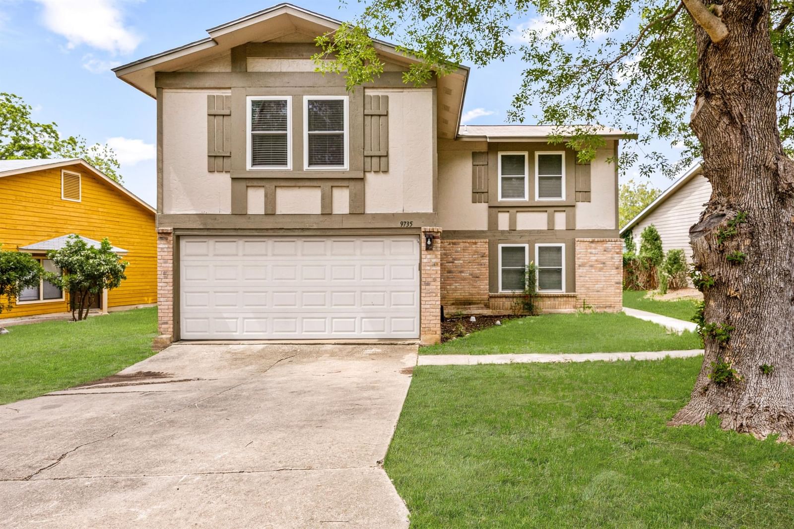 9735 Fortune Ridge DR - Photo 1