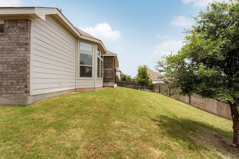 Property photo 31
