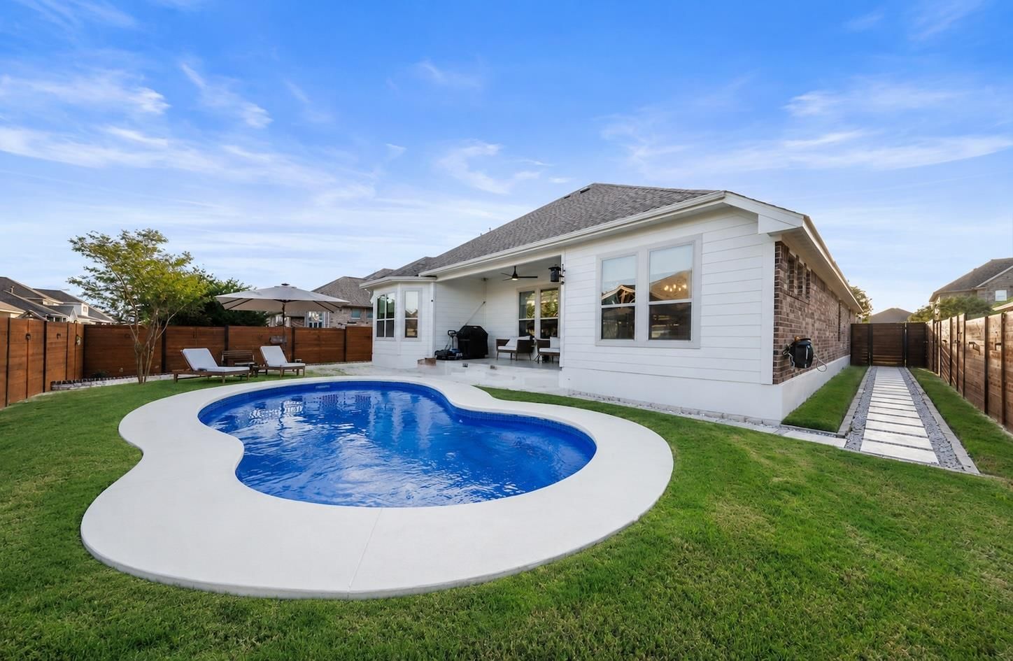 19405 Polden Hills WAY - Photo 1