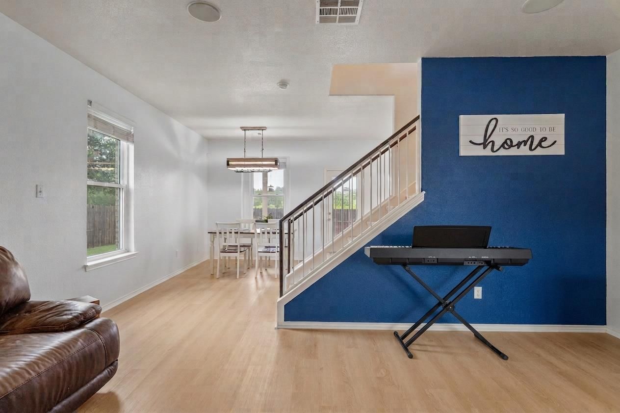 1316 Hensley DR - Photo 1