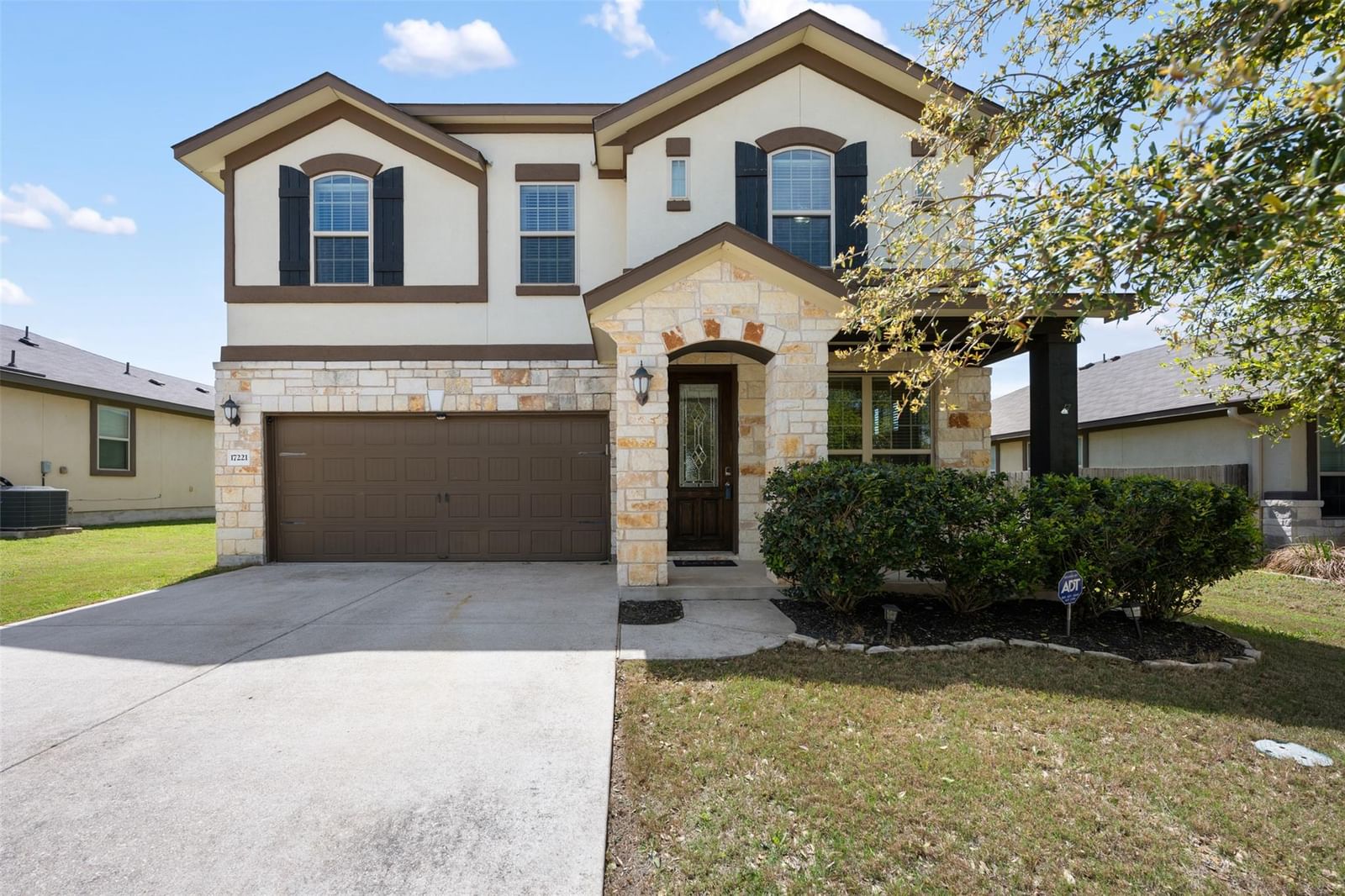17221 Brittle LN - Photo 1