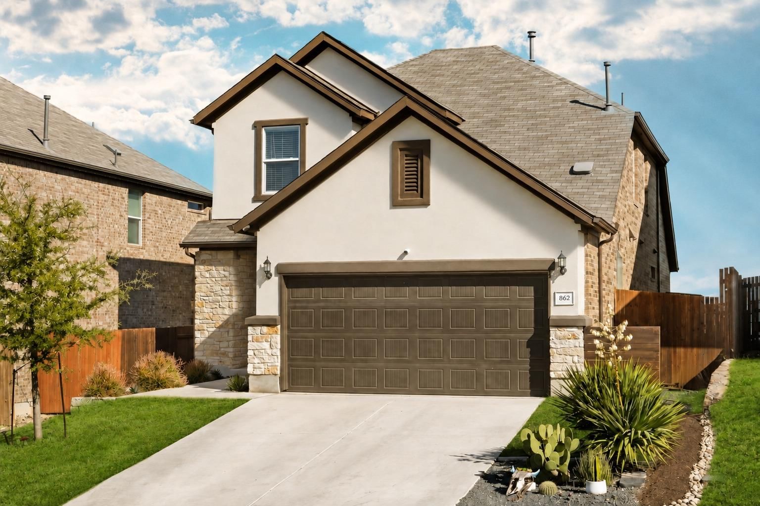862 Pepperbark LOOP - Photo 1