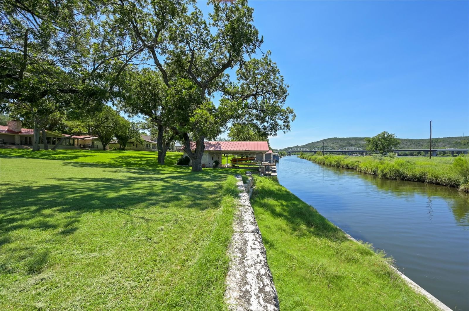 139 County Road 141 - Photo 1