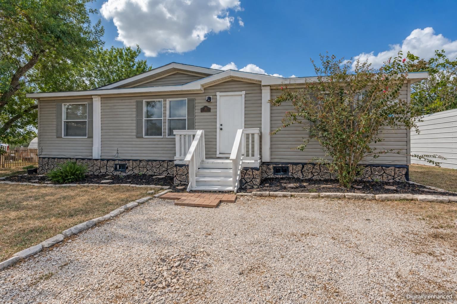141 Davie LN - Photo 1