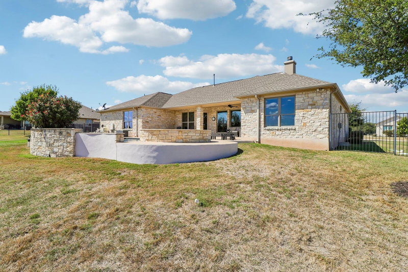 Property photo 32