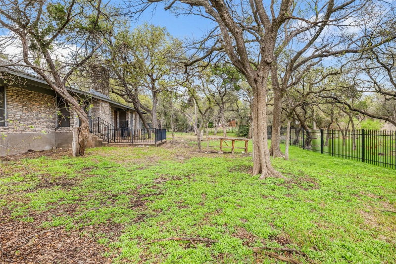 Property photo 32