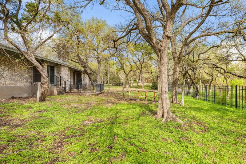 Property photo 37
