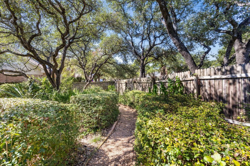 Property photo 28
