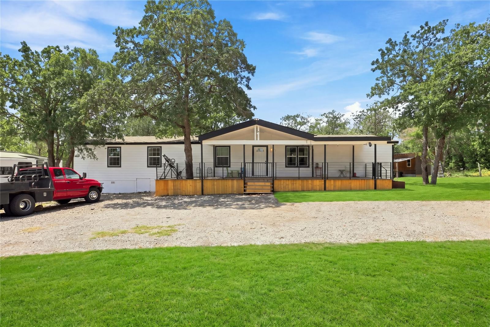 485 Bridgestone CT - Photo 1