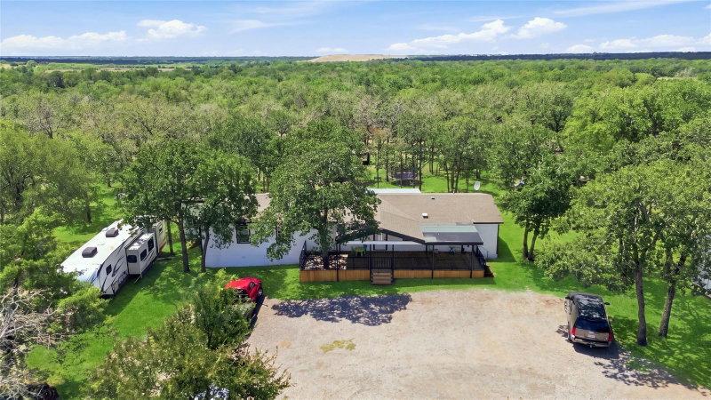 Property photo 37