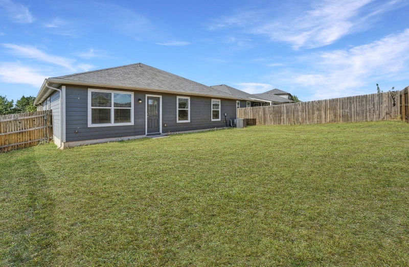 Property photo 33