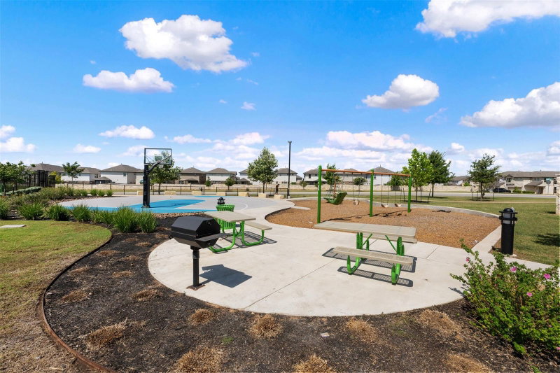 Property photo 37