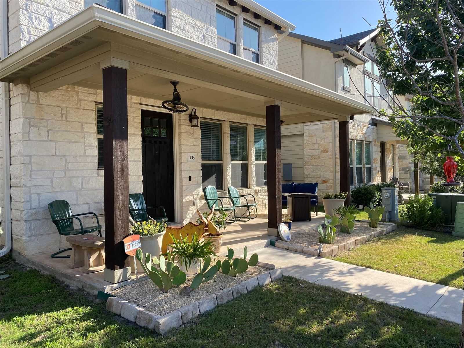 133 Buckthorn DR - Photo 1