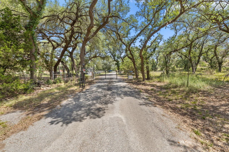 Property photo 37
