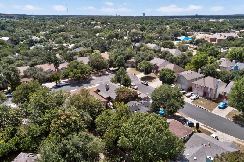 Property photo 31