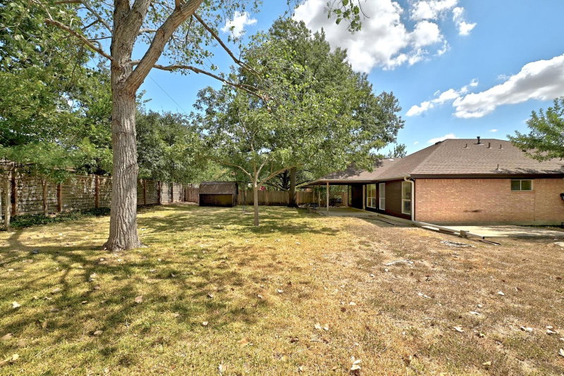 Property photo 37