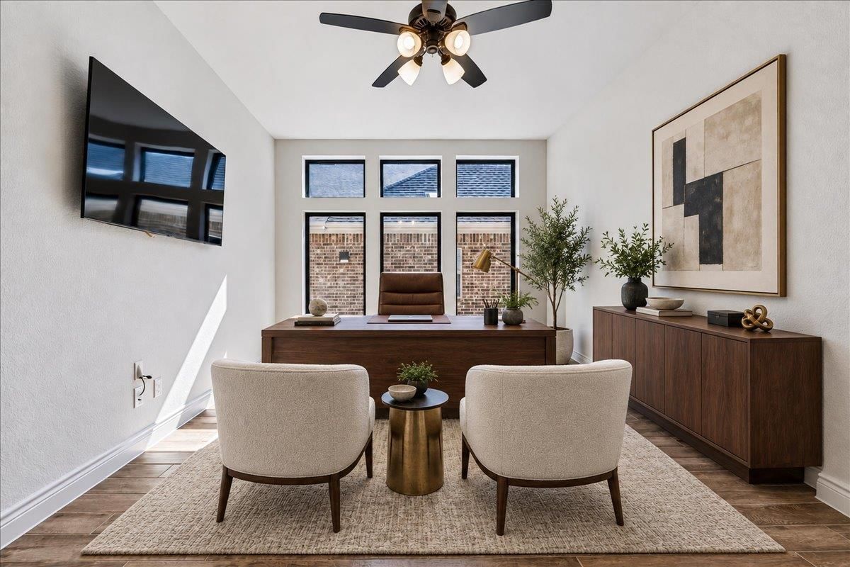 Photo 18