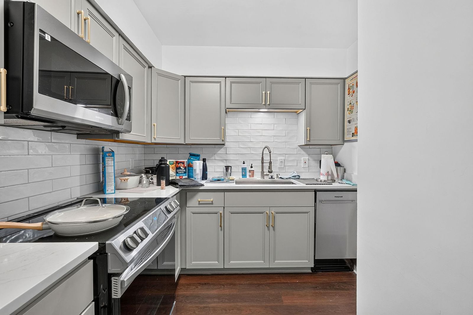 2408 Longview ST #109 - Photo 1