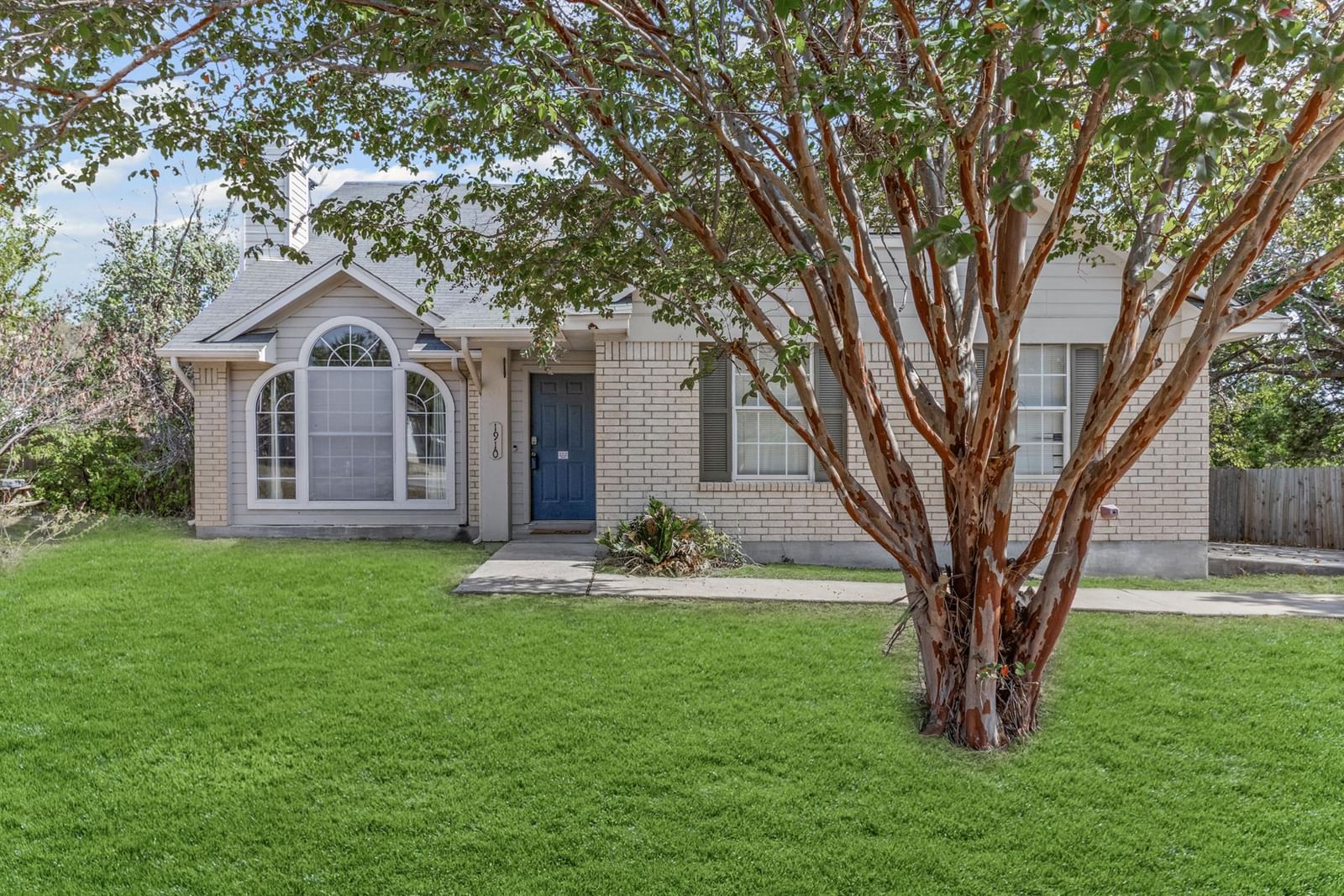 1910 Ireland DR - Photo 1