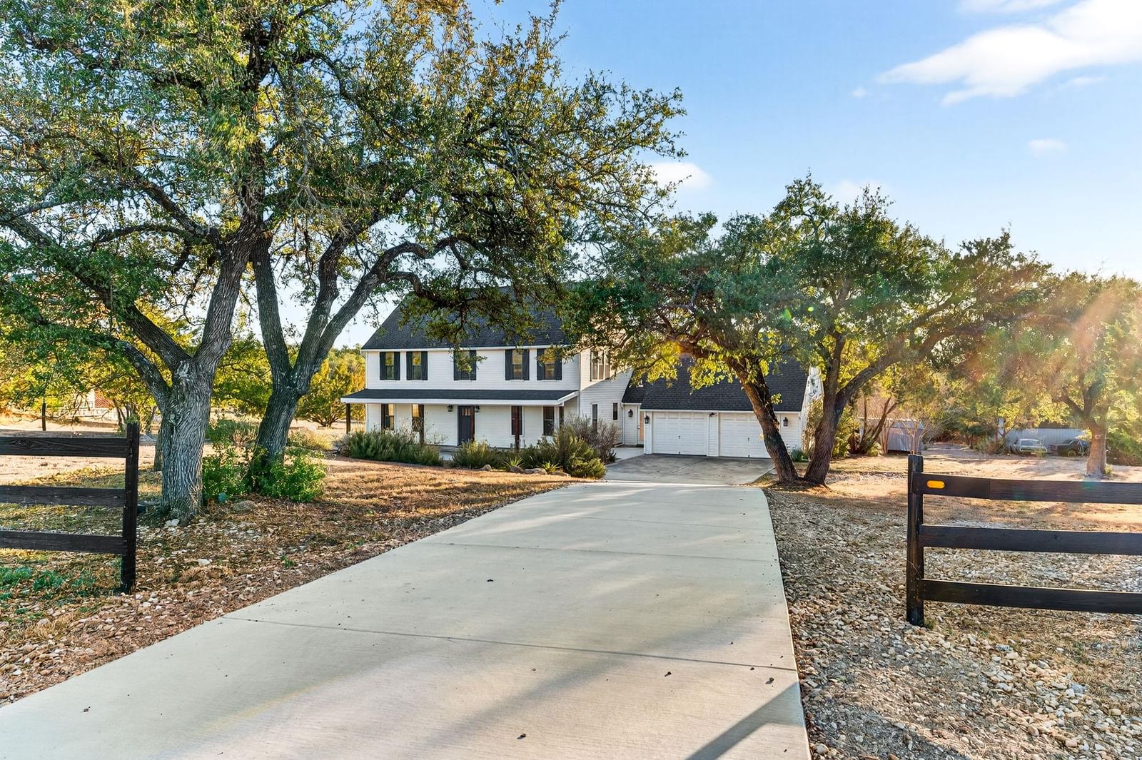 11305 Oaks - Photo 1