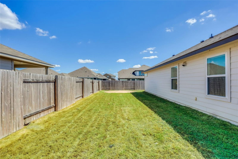 Property photo 33