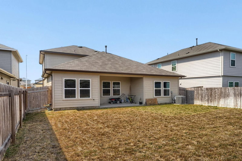 Property photo 28